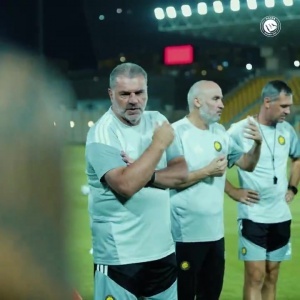 总裁暗爽！澳波训练前讲话祝贺C罗新婚快乐，全队鼓掌祝贺