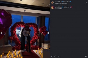 恭喜！里沙利松向女友求婚成功，女友更新社媒配文：我愿意