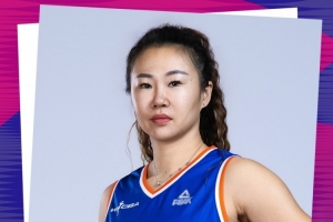 上海女篮决定“换血”！WCBA传奇、40岁老将黄靖即将退役